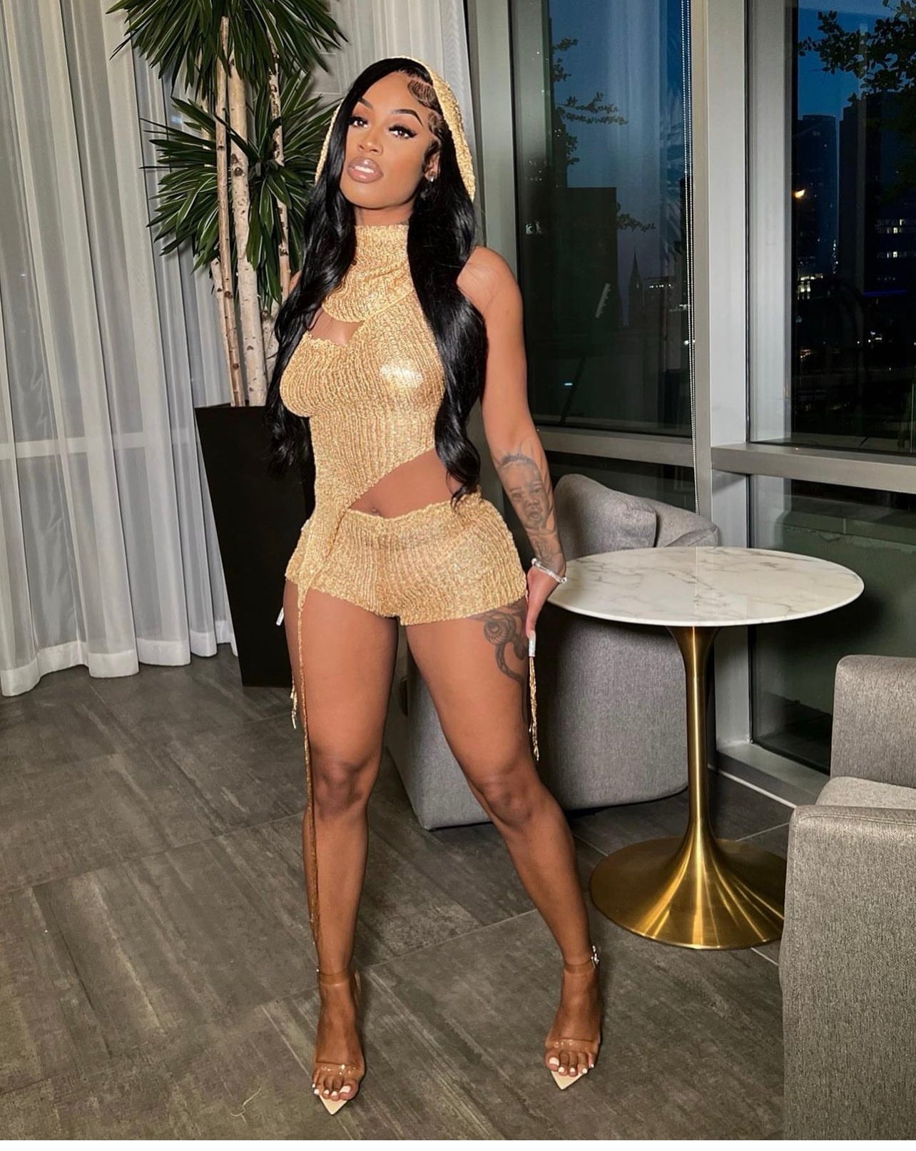 Baddie activated short set